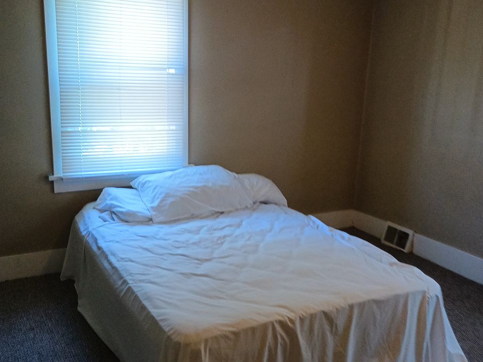 2nd image of 267 Virginia Ave APT 2