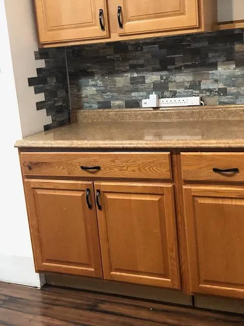 1 bed, 900 sqft, $1,100 — Photo 2