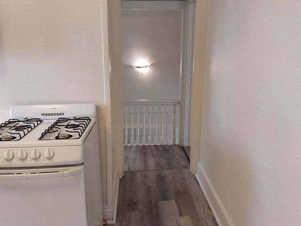 1st image of 1528 9th Ave #1528