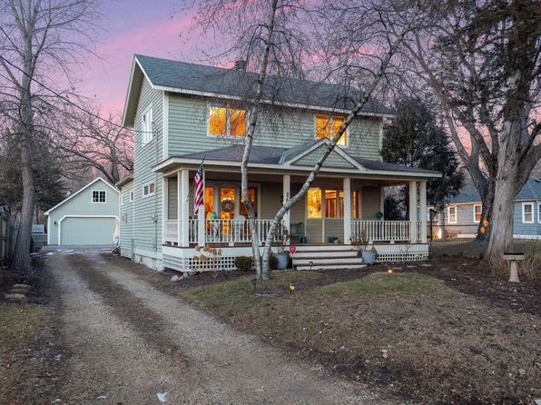 2607 Stillwater St, White Bear Township, MN 55110