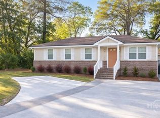 2344 & 2344 1/2 Camelia Court, Savannah, GA 31404