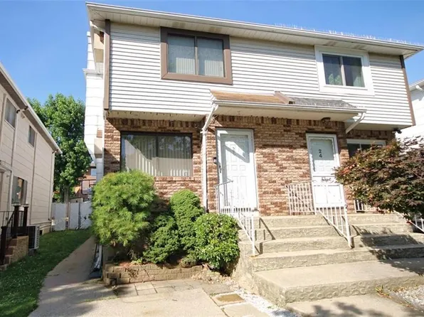 26 Blythe Pl, Staten Island, NY 10306