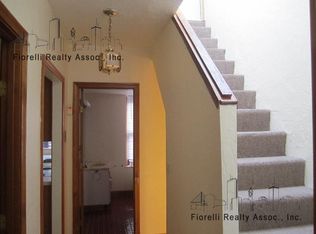 5 Garden Ct APT 4F, Boston, MA 02113