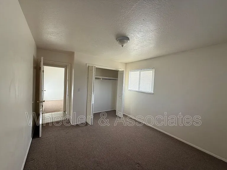 4083 S Porter Ave — Photo 7