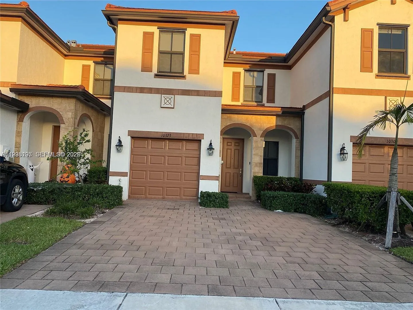 10323 W 34th Lane 10323, Hialeah, FL 33018 — Photo 3