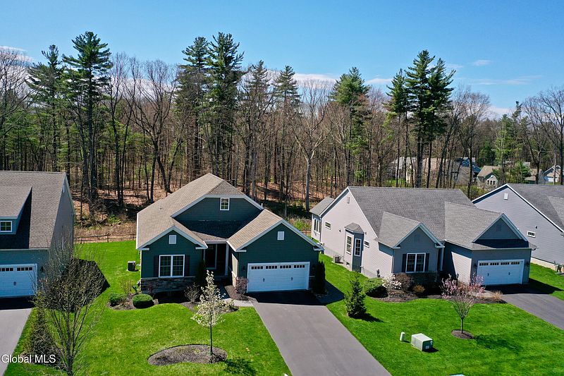 4th image of 9 Linden Park Drive