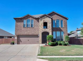 10861 Middleglen Rd, Haslet, TX 76052