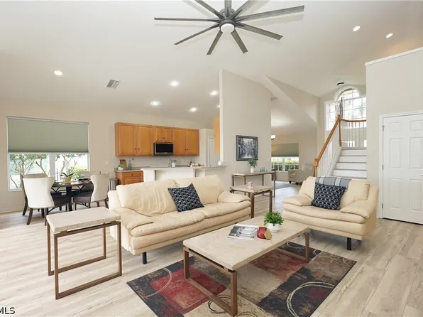 9227 Independence Way, Fort Myers, FL 33913