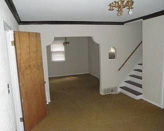 3rd image of 115 W Todd Ave
