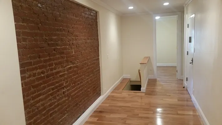 Rented by Compass | media 2
