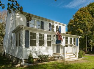374 1st Parish Rd, Scituate, MA 02066