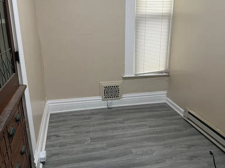 519 S Liberty St #6 — Photo 6
