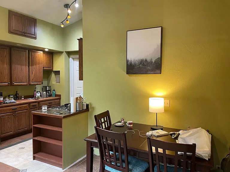 1546 Beverly Dr #B — Photo 2
