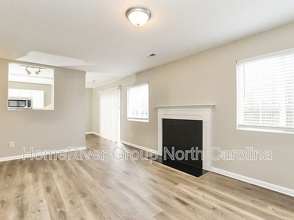 5th image of 5403 Waterpoint Dr