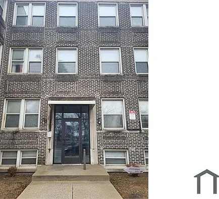 3 bed, $1,700 — Photo 1