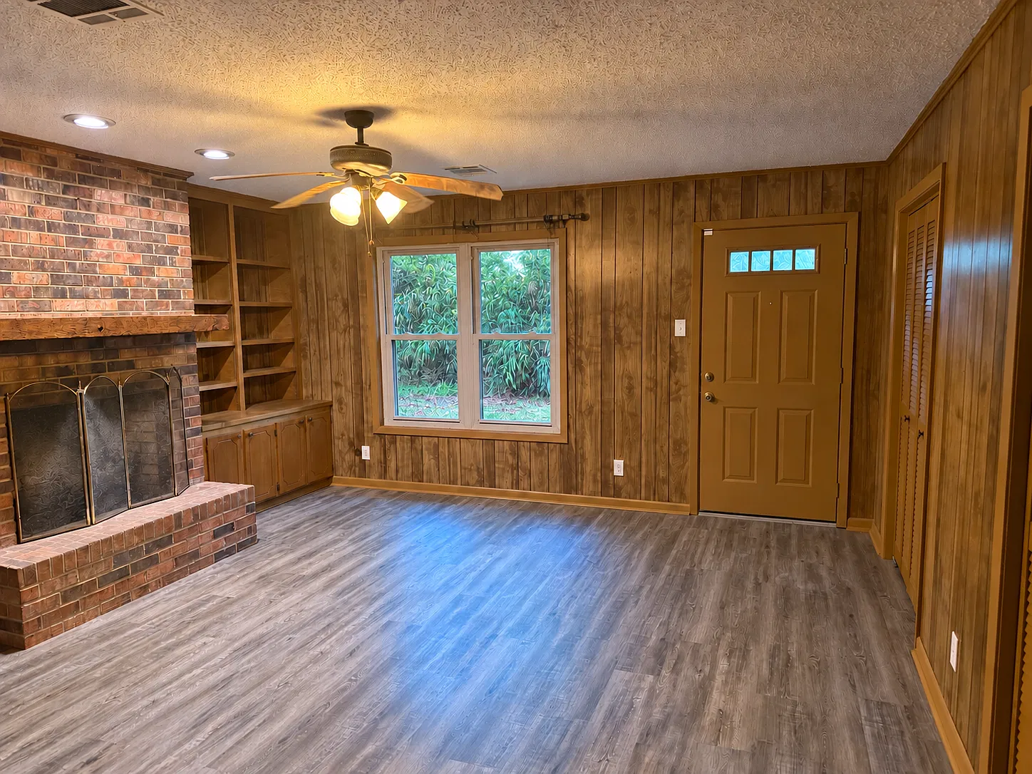 4 bed, 1654 sqft, $2,000 — Photo 3