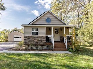 13 Vermont Ave, Rensselaer, NY 12144
