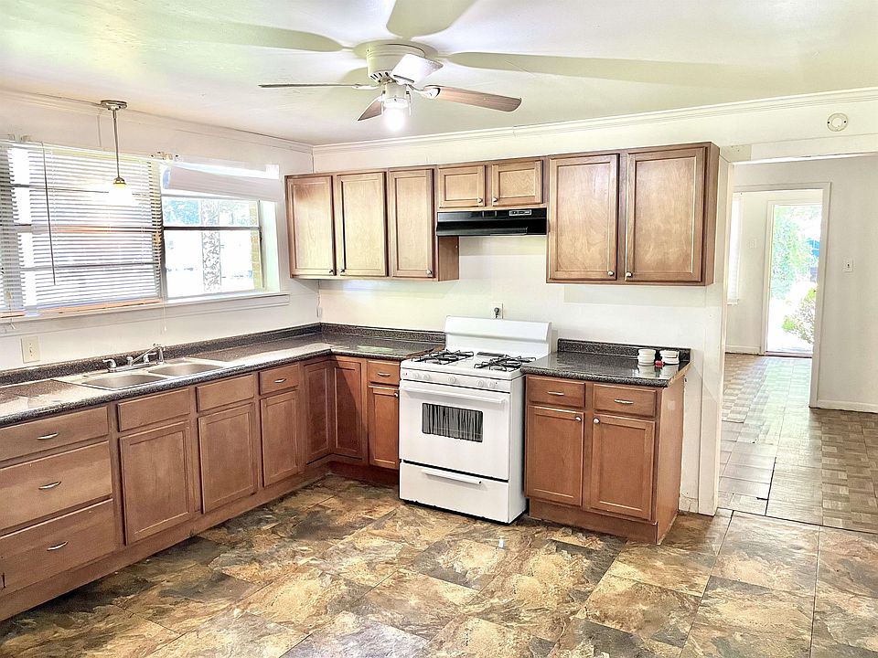 1st image of 2758 Badley Rd