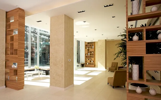 Rented by Compass | media 22