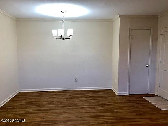 3rd image of 3121 Johnston St APT 213