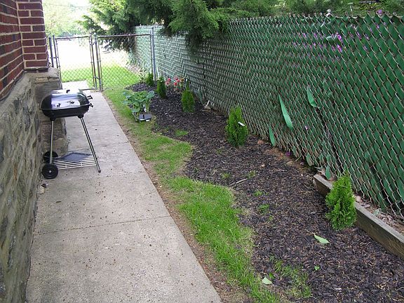 Side Lawn - Spring 2007