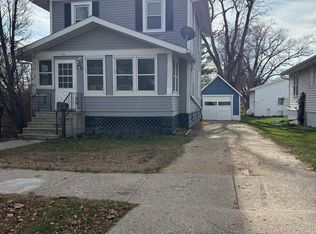 415 E Cedar St, Cherokee, IA 51012
