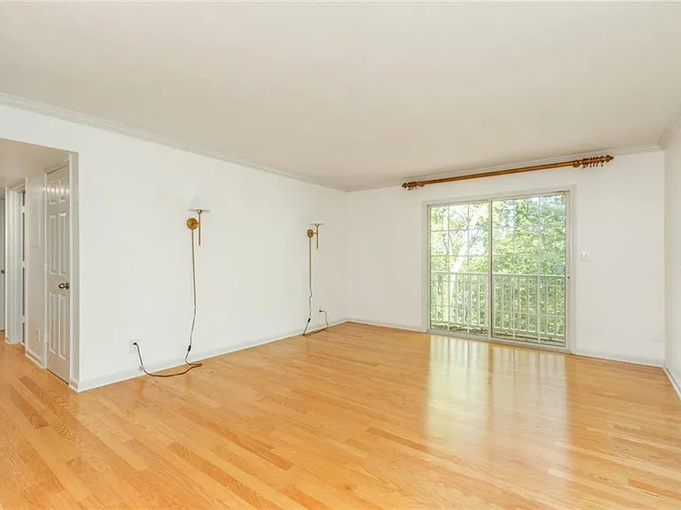 3005 Seven Pines Ln #201 — Photo 7