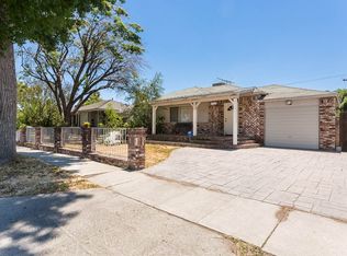 17828 Hartland St, Reseda, CA 91335