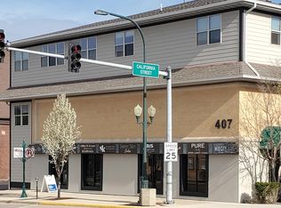 407 W State St #F1F10DA2F, Sycamore, IL 60178