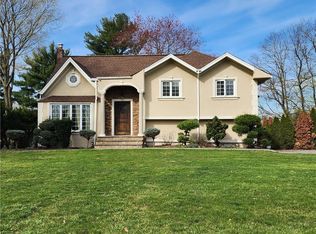 21 Terrace Ave, Nanuet, NY 10954