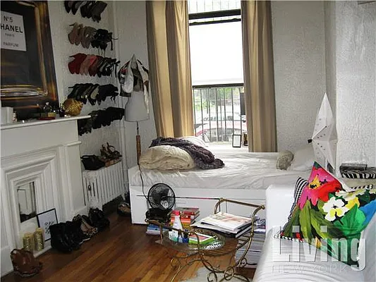 Rented by Living New York | media 11