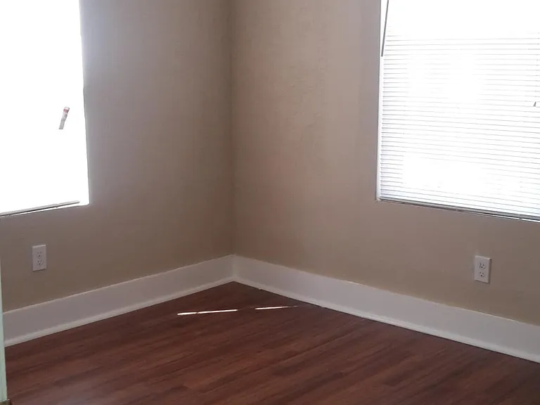 1408 NE 9th St #3 — Photo 10