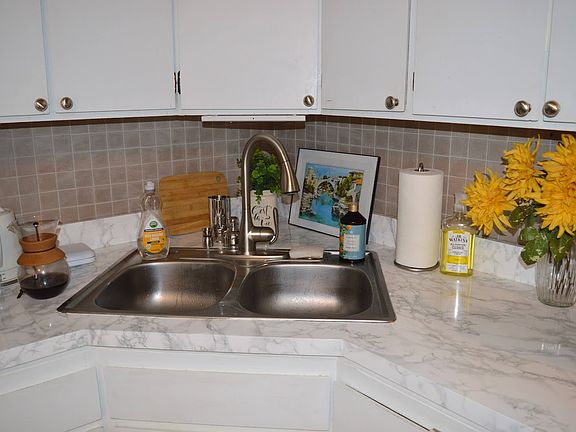 2nd image of 434 E Berteau Ave Floor 1
