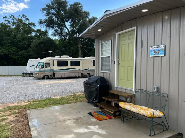 316 Dogwood Dr #4, Pensacola, FL 32505