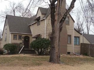 800 E 4th St, Eureka, KS 67045