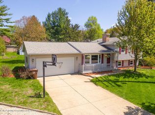 6550 Cheshire Dr, Dimondale, MI 48821