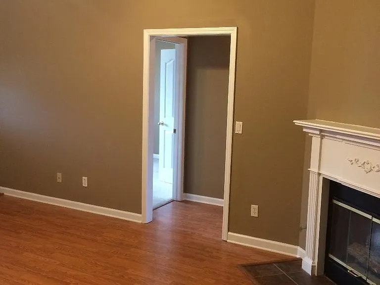 3613 Savannah Cir — Photo 5