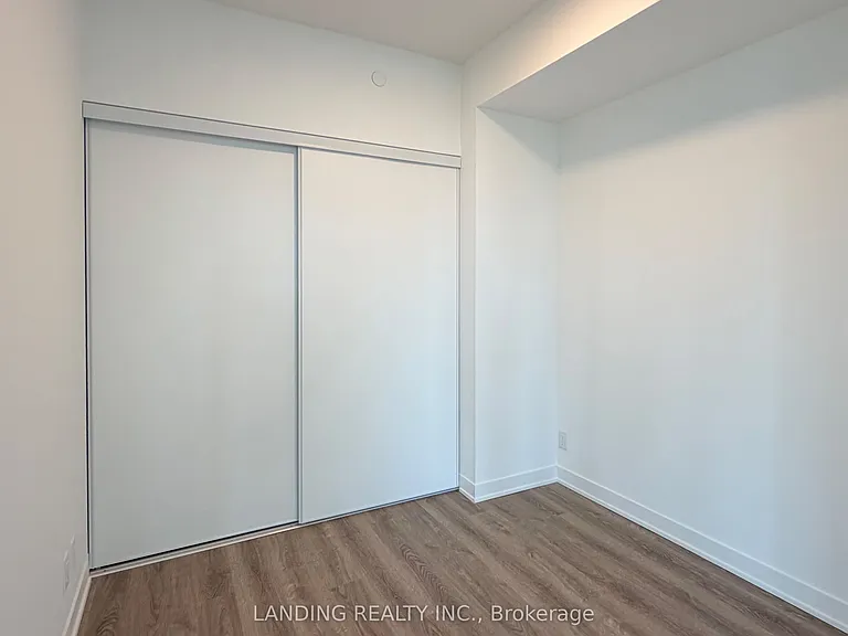 180 Front St E #2110 — Photo 12