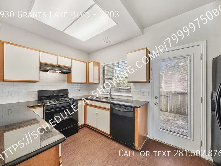 2930 Grants Lake Blvd #2203 — Photo 2