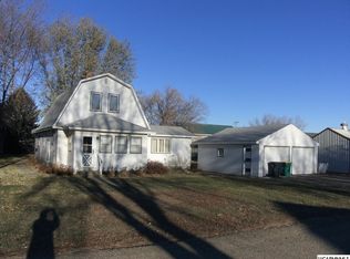 207 N Loomis St, Ghent, MN 56239