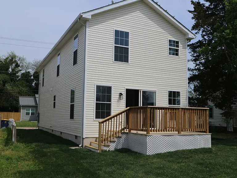 510 N Church St — Photo 21