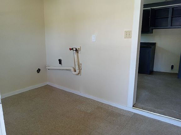 2nd image of 229 Baltimore Ave Floor 2