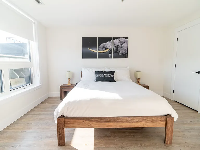 3075 Devonshire Ave — Photo 9