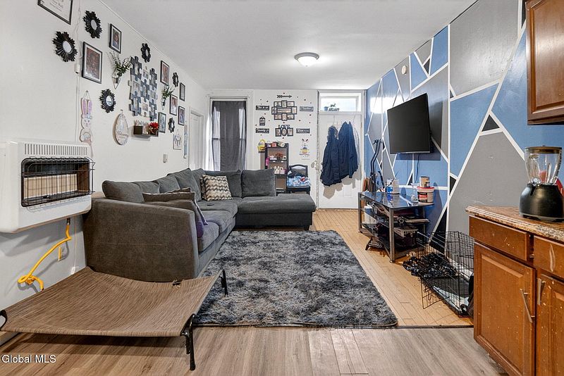 2nd image of 1216 5th Avenue