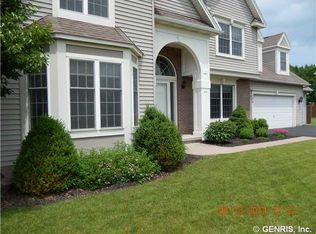 128 Bronze Leaf Trl, Rochester, NY 14612