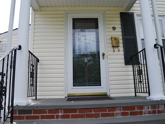 2nd image of 9 Alvin St