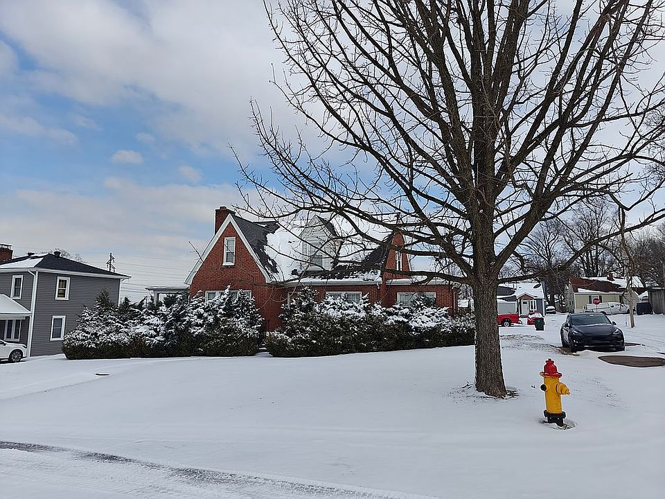 1st image of 417 Geary Ct