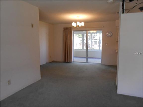 4th image of 6121 29th Ave N