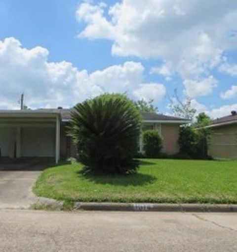 1st image of 11014 Carlton Dr