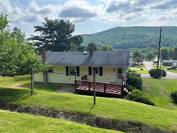 2nd image of 72 Rodgar Ln